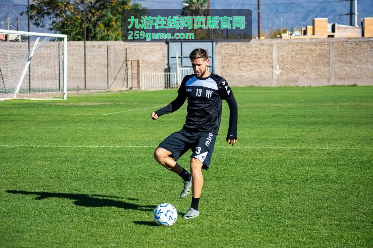 九游在线网页版官网手游热度榜单条目的小小旅店试玩封面